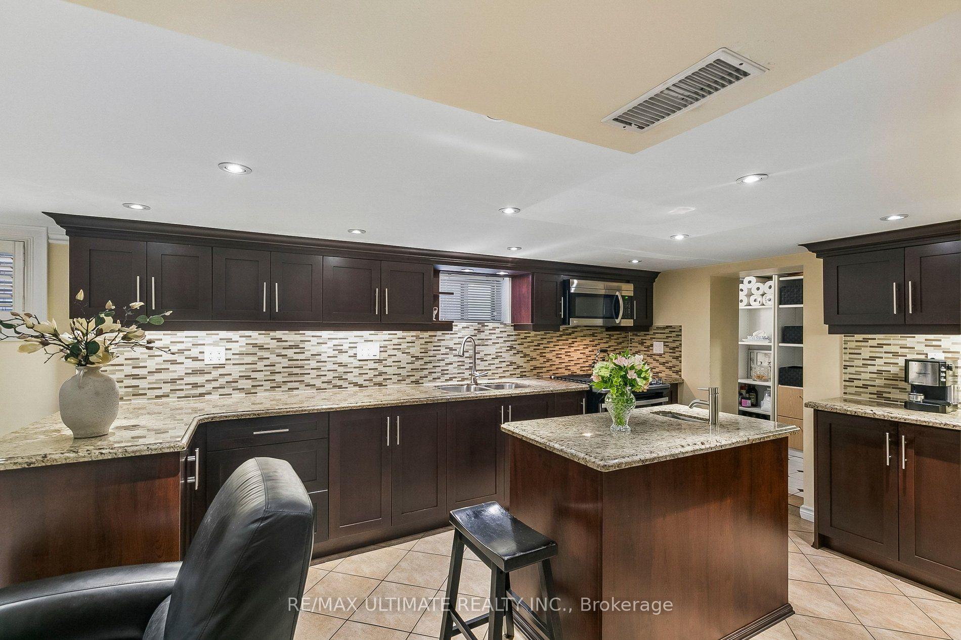 Photo 21 of 28 Mechanics Avenue, Toronto, Little Portugal — HOMEH