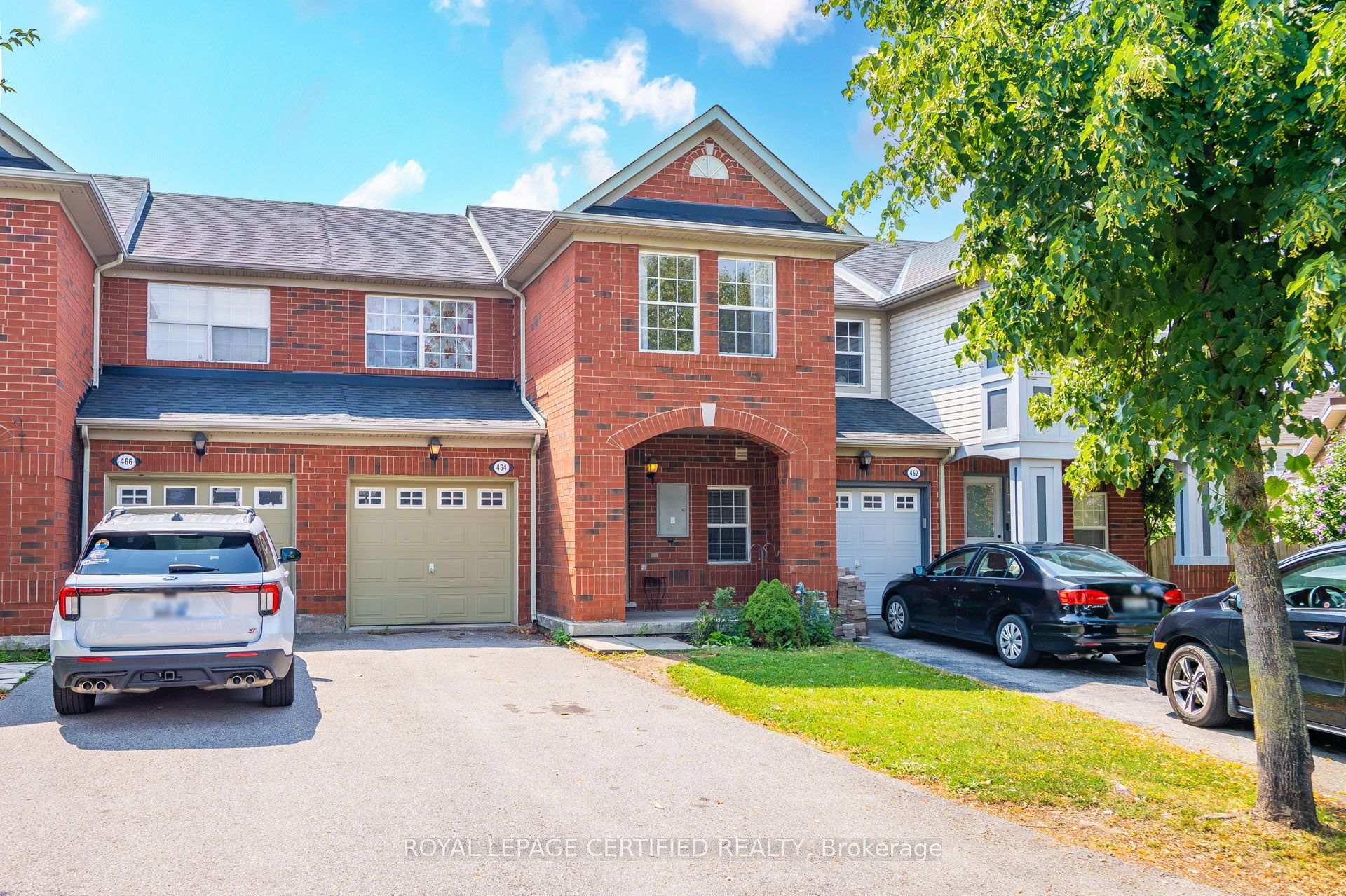 Photo of 464 Collis Court