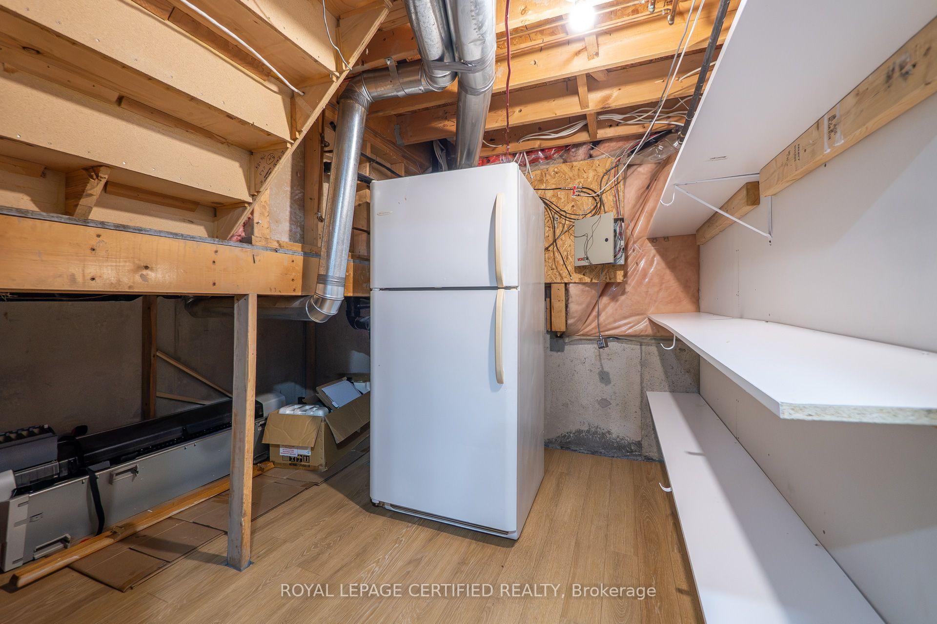 Photo 45 of 464 Collis Court, Milton, Clarke — HOMEH
