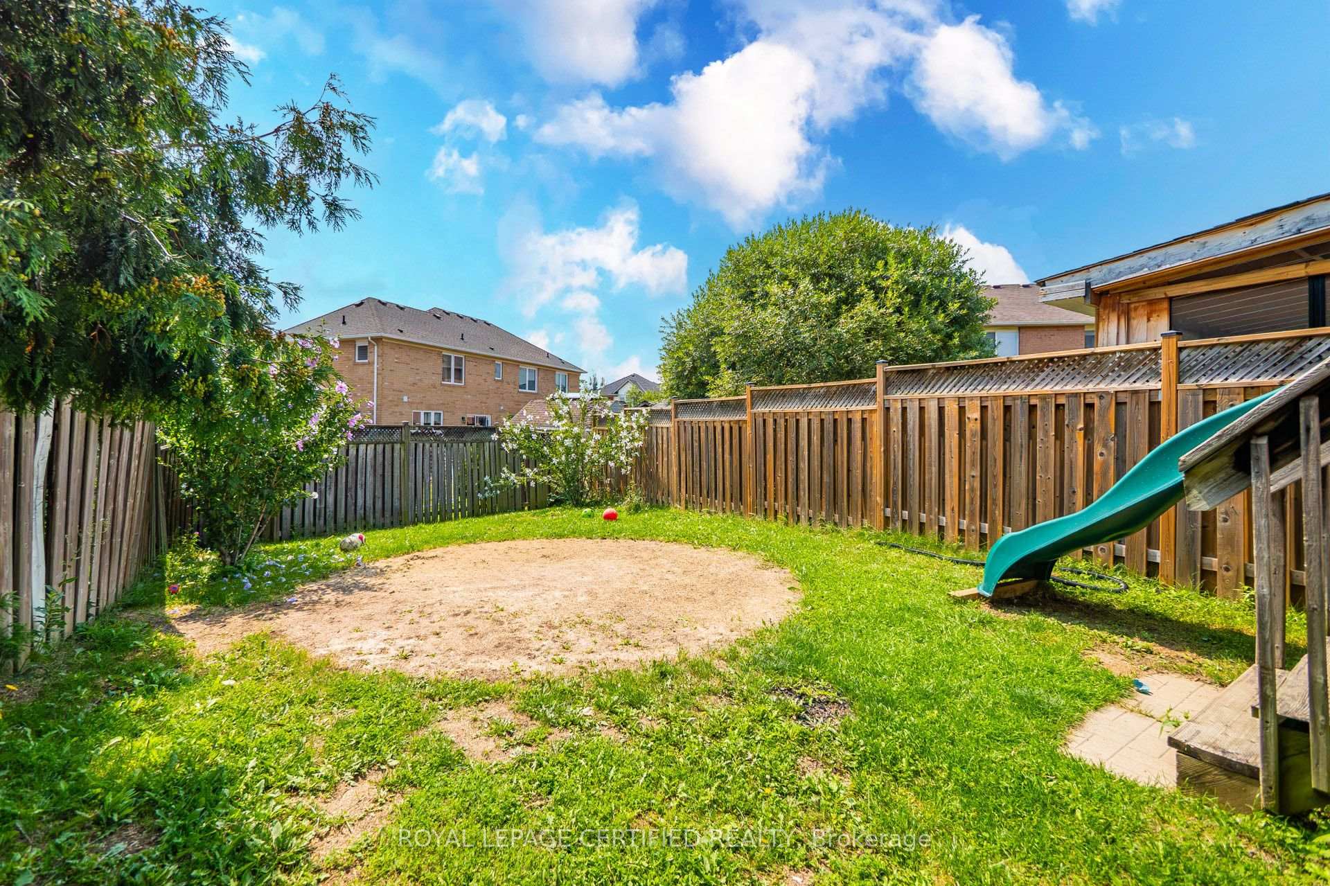Photo 47 of 464 Collis Court, Milton, Clarke — HOMEH