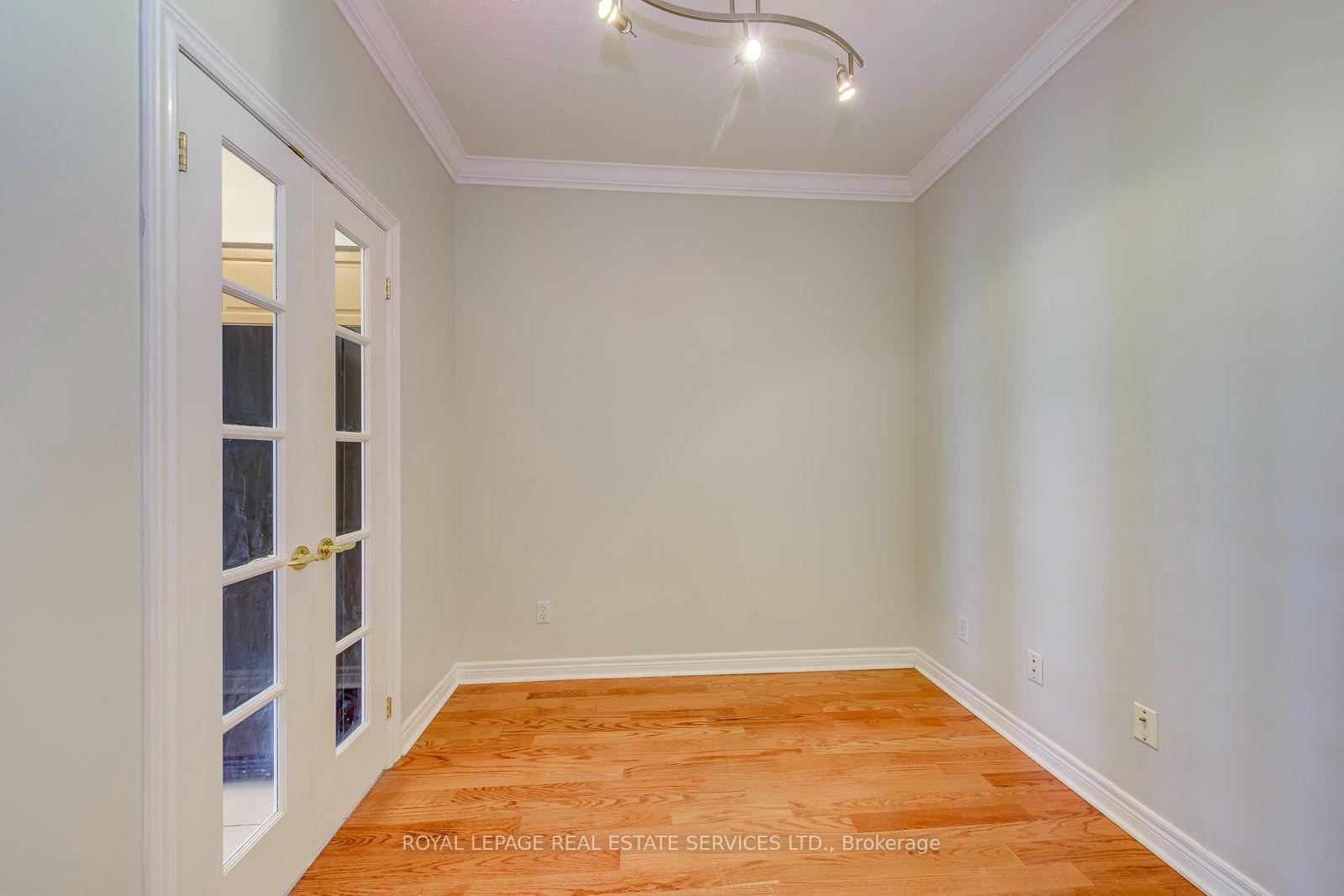 Photo 12 of Unit UPH5, 60 Old Mill Road, Oakville, Old Oakville — HOMEH