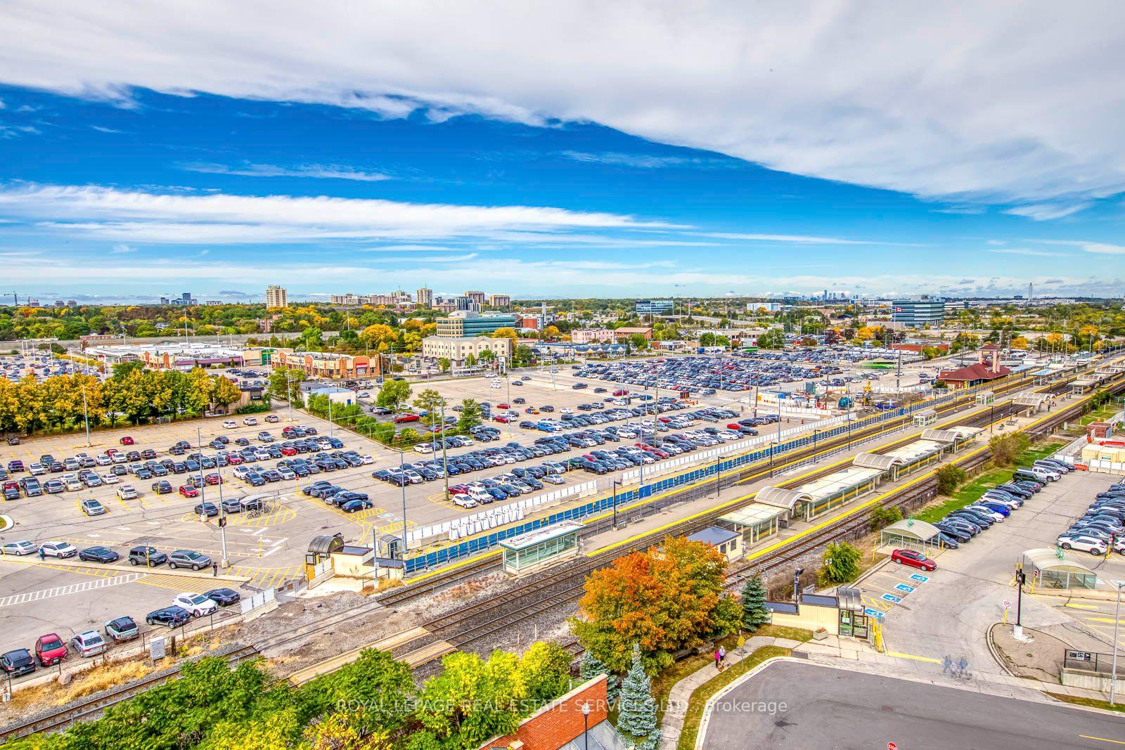 Photo 41 of Unit UPH5, 60 Old Mill Road, Oakville, Old Oakville — HOMEH