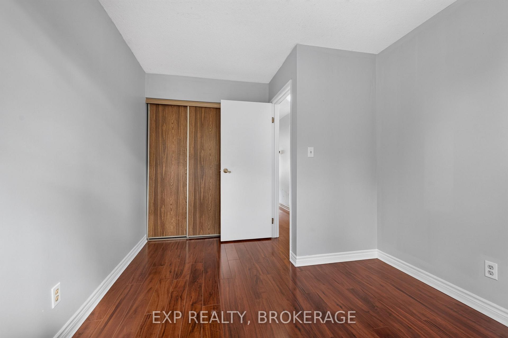 Photo 16 of 585 Gavin Court, Kingston, East Gardiners Rd — HOMEH