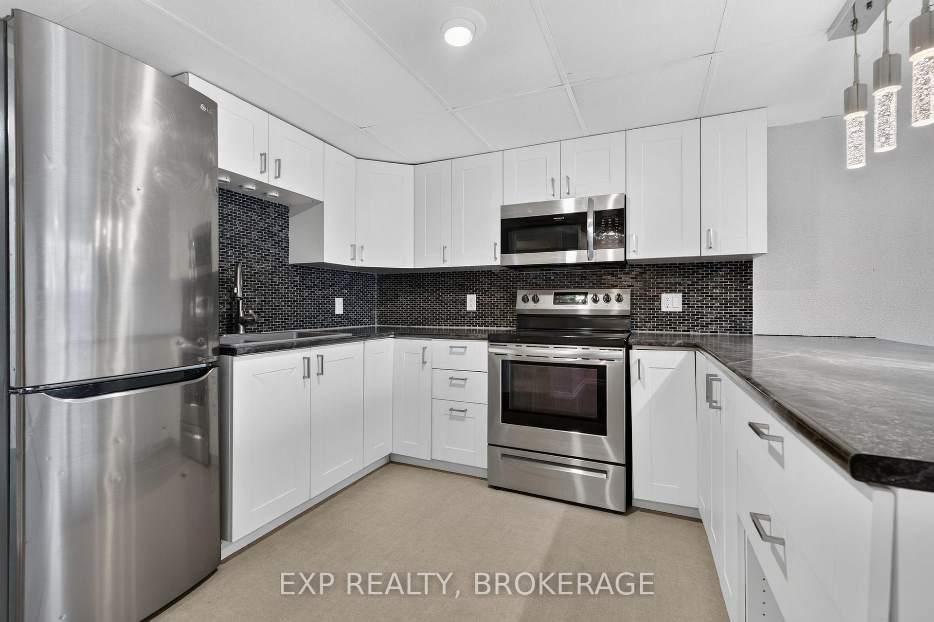 Photo 25 of 585 Gavin Court, Kingston, East Gardiners Rd — HOMEH