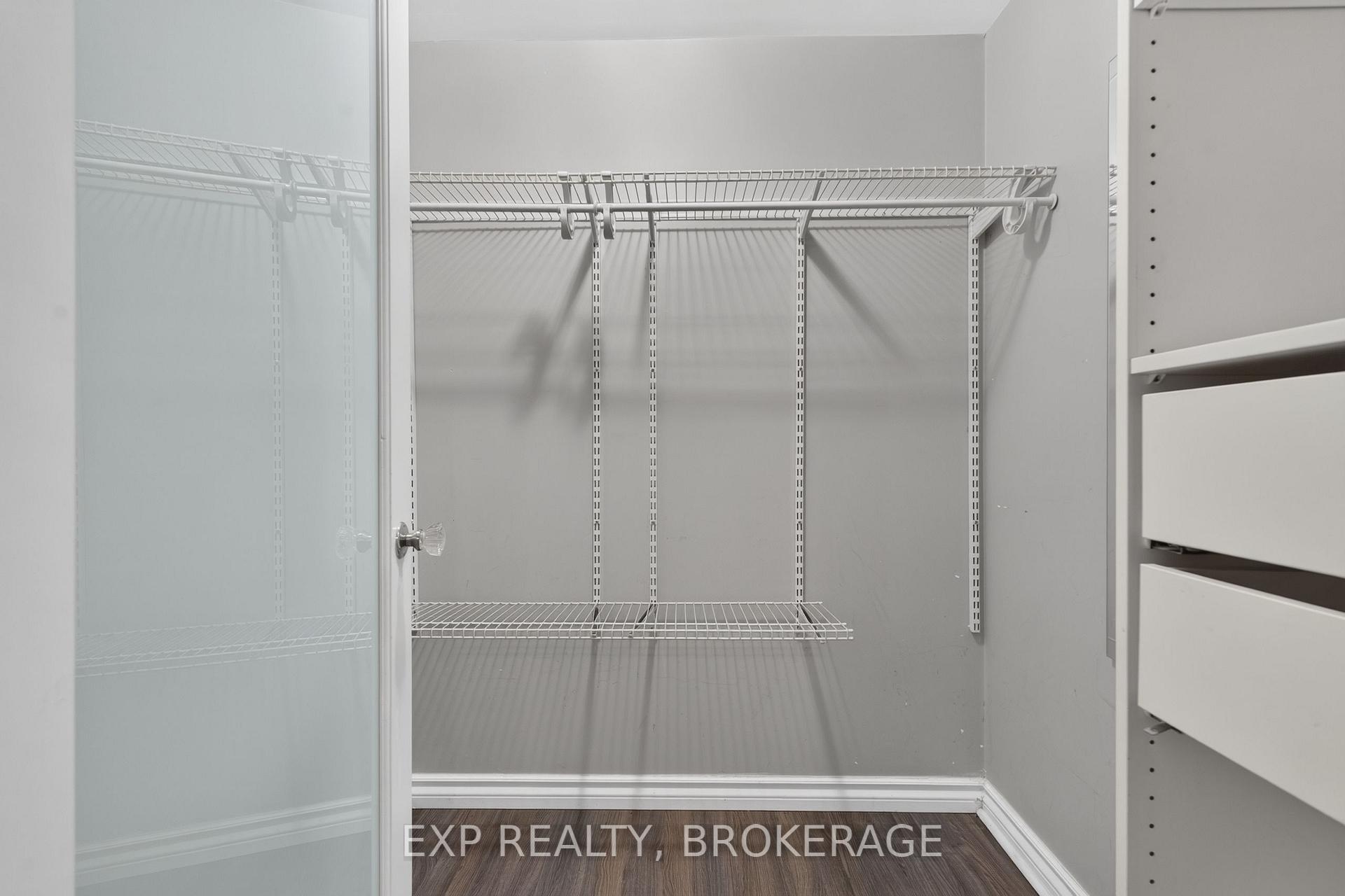 Photo 32 of 585 Gavin Court, Kingston, East Gardiners Rd — HOMEH