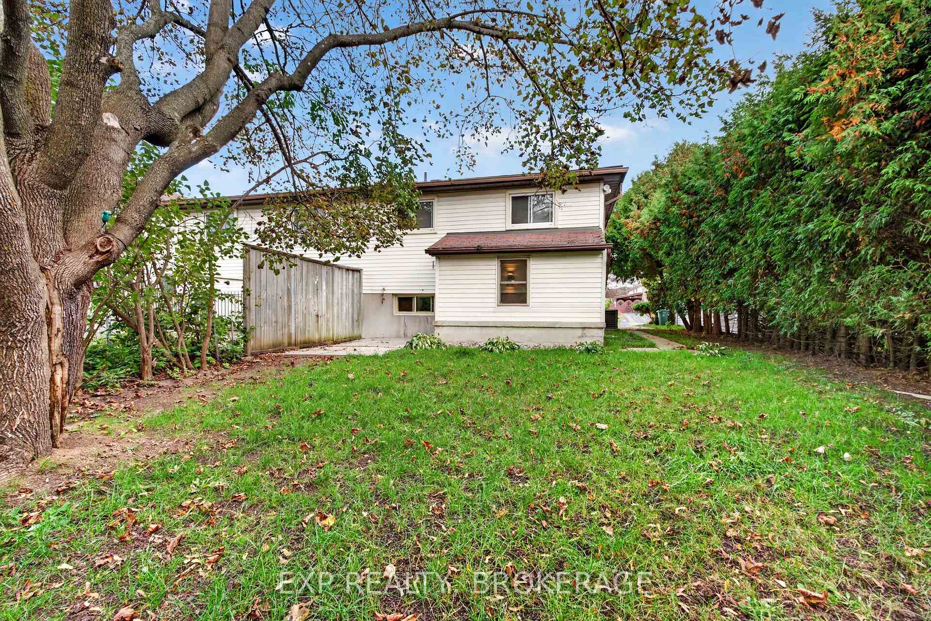 Photo 39 of 585 Gavin Court, Kingston, East Gardiners Rd — HOMEH
