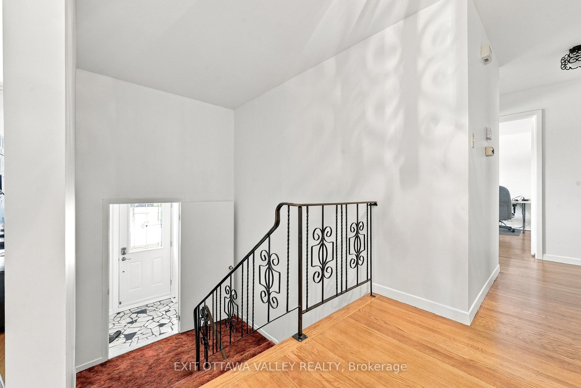Photo 6 of 6 Sumac Court, Deep River, Deep River — HOMEH