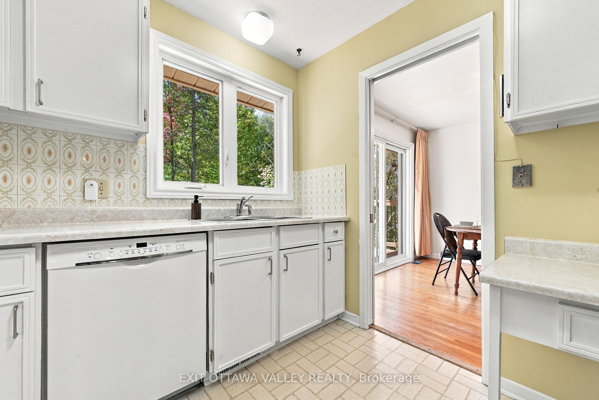 Photo 14 of 6 Sumac Court, Deep River, Deep River — HOMEH