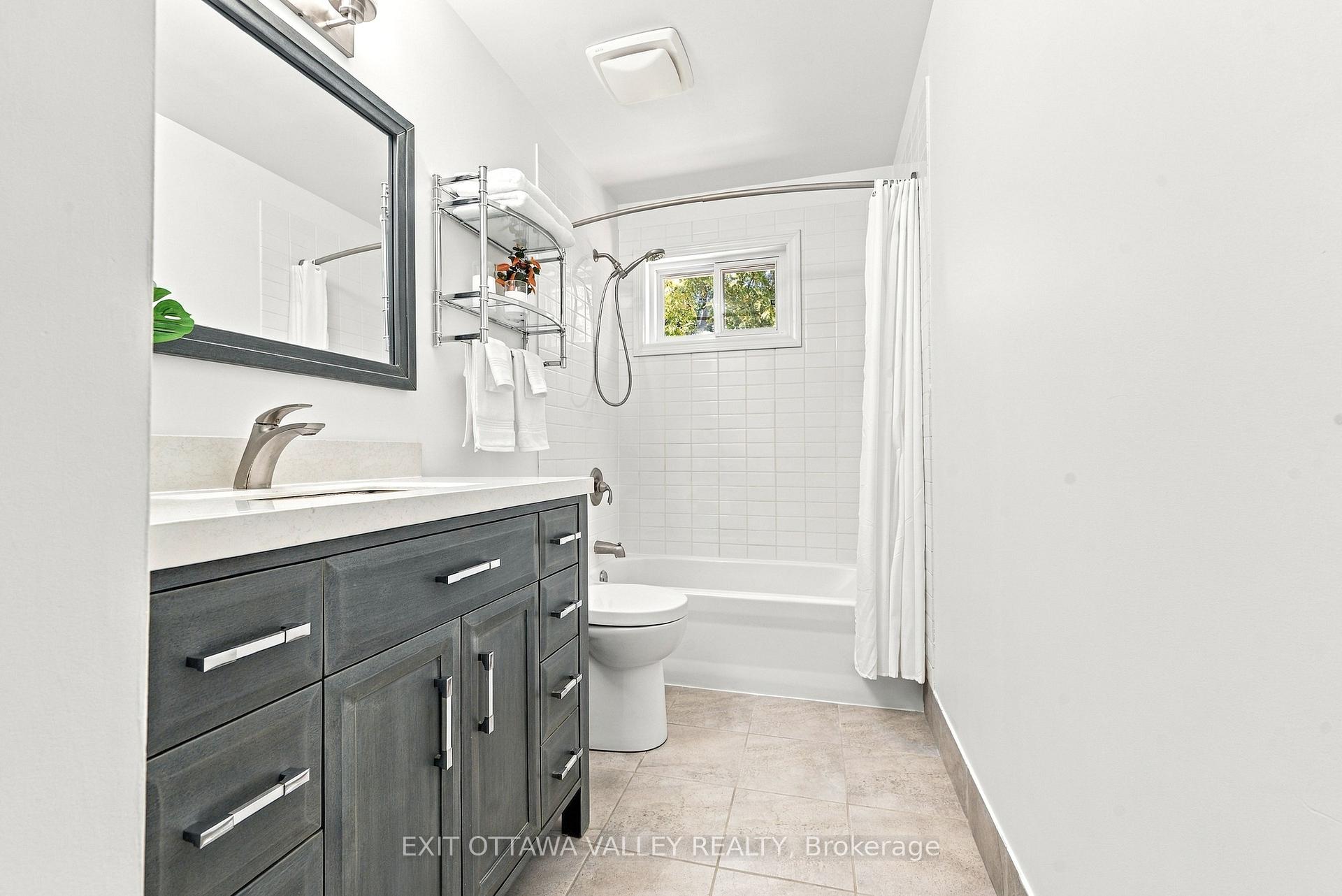 Photo 19 of 6 Sumac Court, Deep River, Deep River — HOMEH