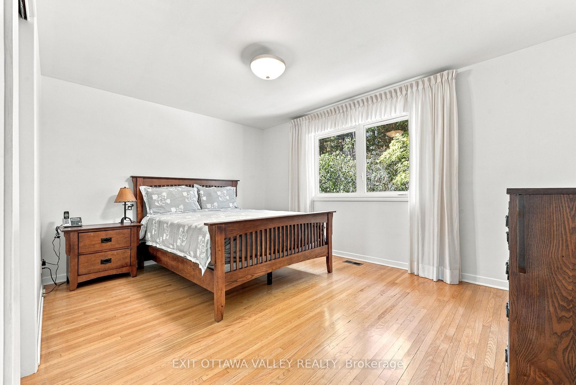 Photo 21 of 6 Sumac Court, Deep River, Deep River — HOMEH