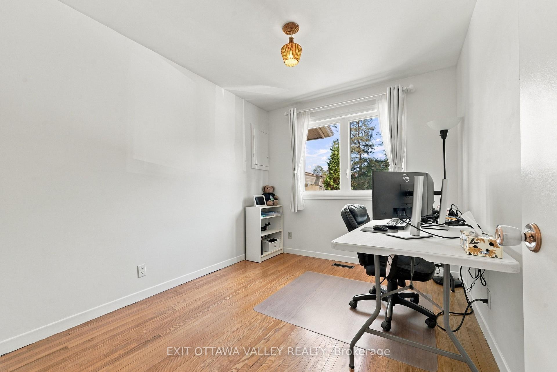Photo 23 of 6 Sumac Court, Deep River, Deep River — HOMEH