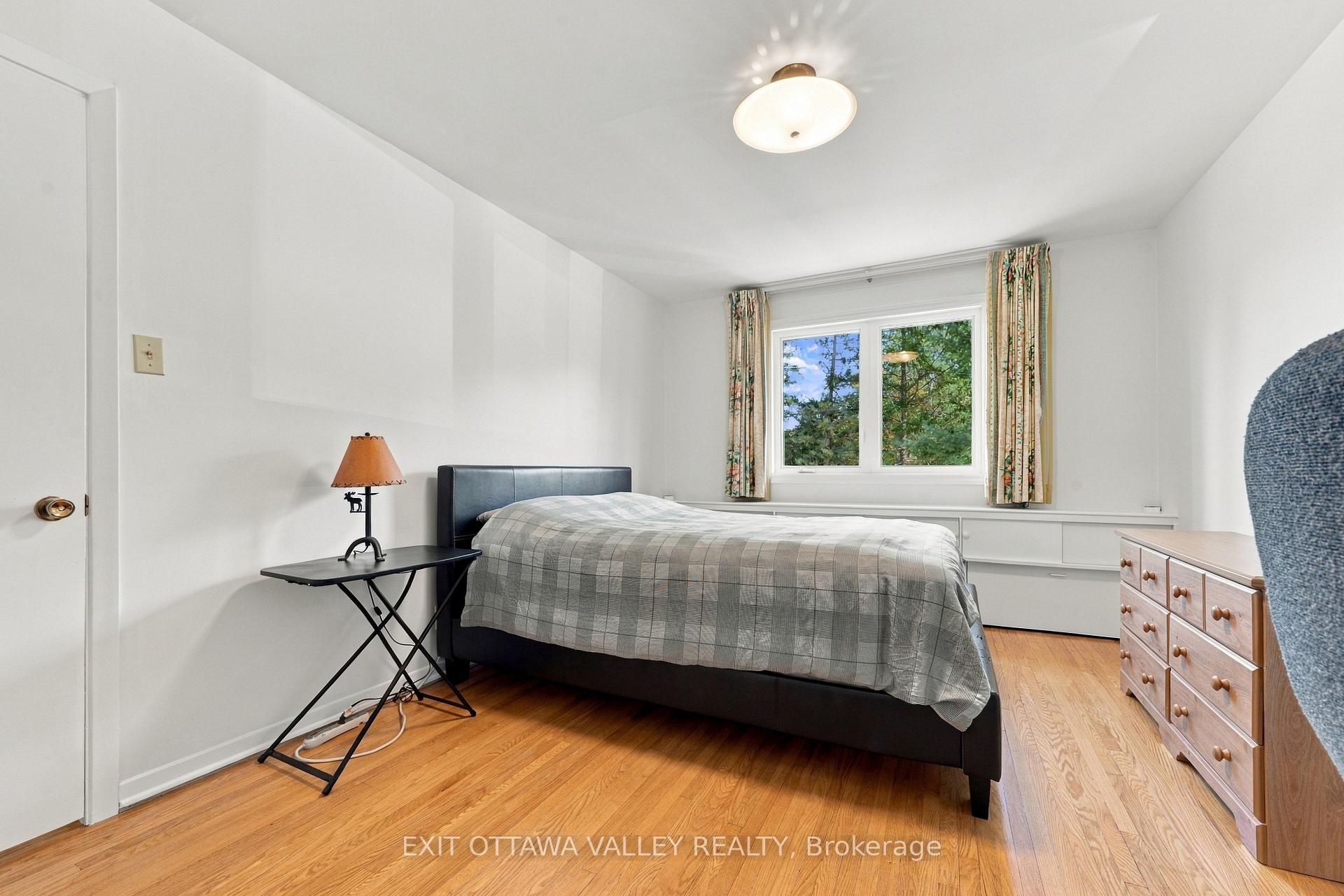 Photo 25 of 6 Sumac Court, Deep River, Deep River — HOMEH
