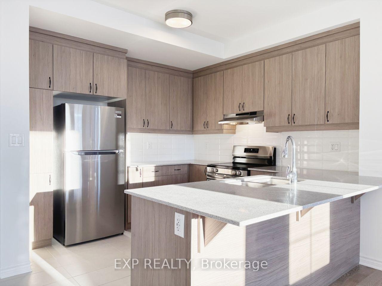 Photo 6 of 124 Azure Drive, Markham, Rural Markham — HOMEH