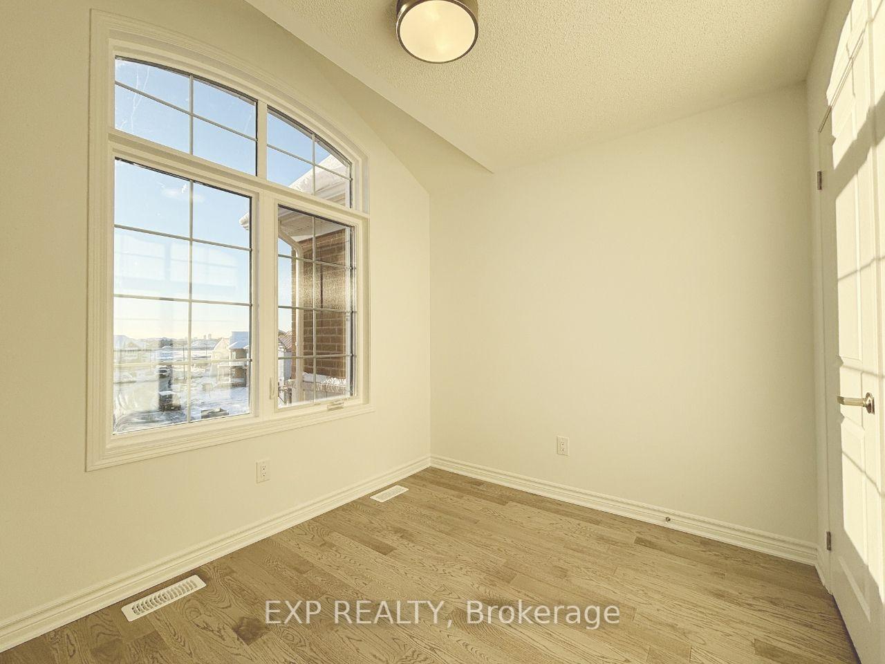 Photo 13 of 124 Azure Drive, Markham, Rural Markham — HOMEH