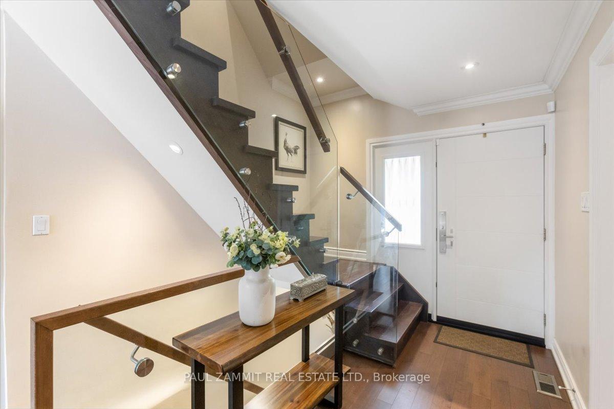 Photo 7 of 35 Almond Avenue, Markham, Grandview — HOMEH