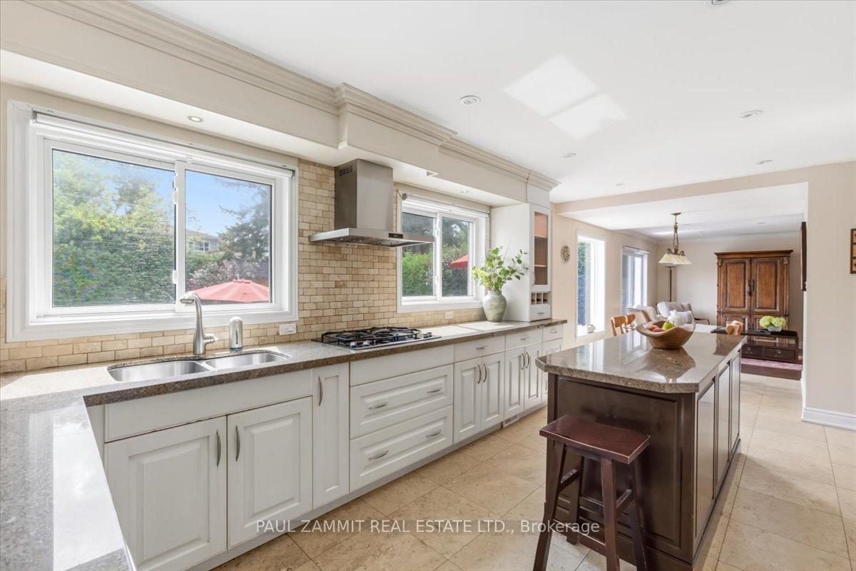 Photo 17 of 35 Almond Avenue, Markham, Grandview — HOMEH