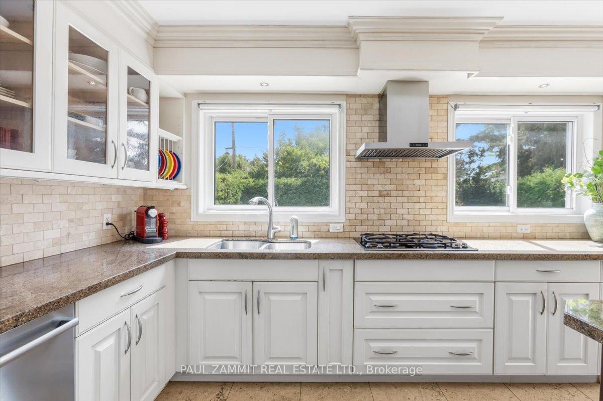 Photo 18 of 35 Almond Avenue, Markham, Grandview — HOMEH