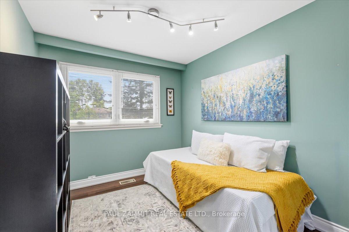 Photo 37 of 35 Almond Avenue, Markham, Grandview — HOMEH