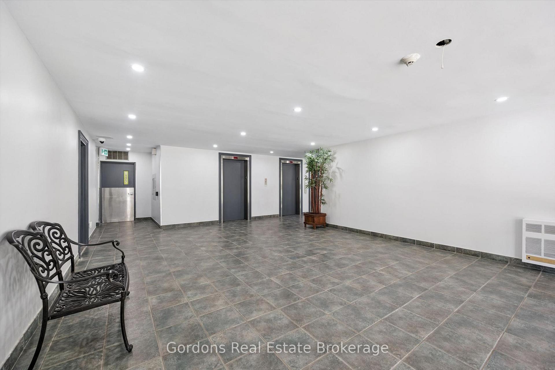 Photo 14 of Unit 1803, 81 Church Street, Kitchener, Cedar Hill — HOMEH