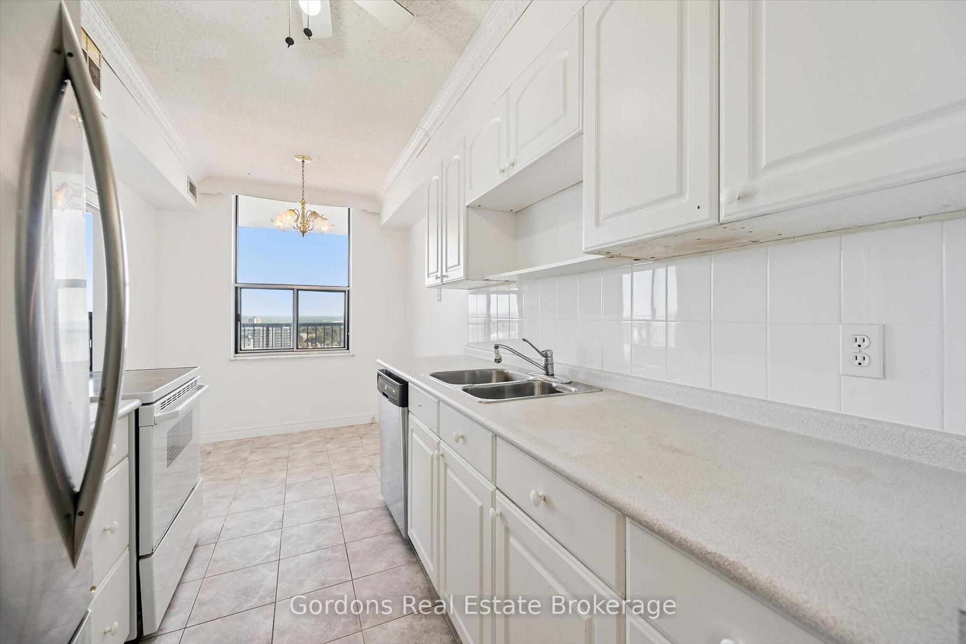 Photo 22 of Unit 1803, 81 Church Street, Kitchener, Cedar Hill — HOMEH