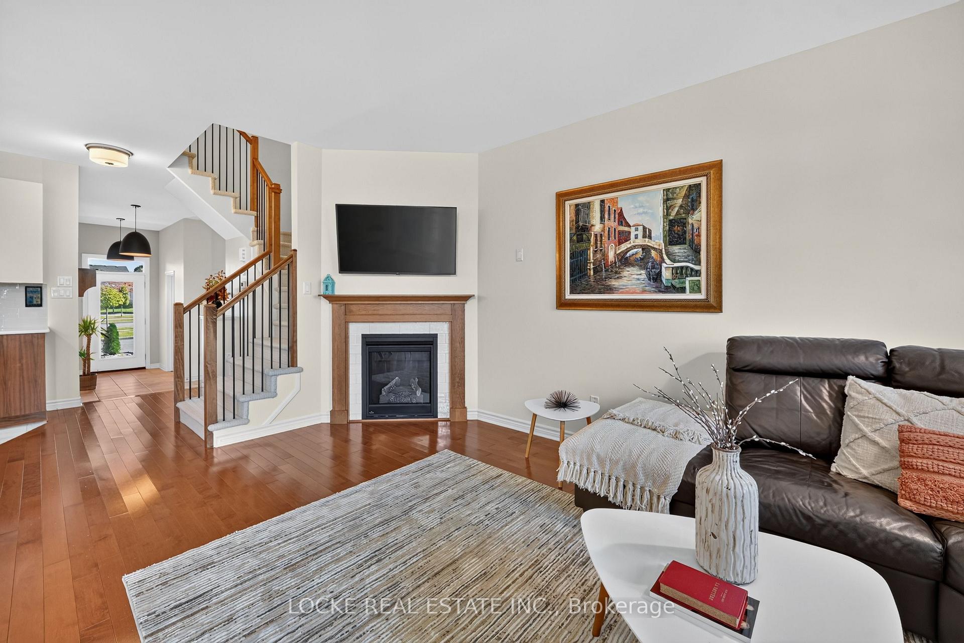 Photo 11 of 748 Cap Diamant Way, Ottawa, Camelot — HOMEH