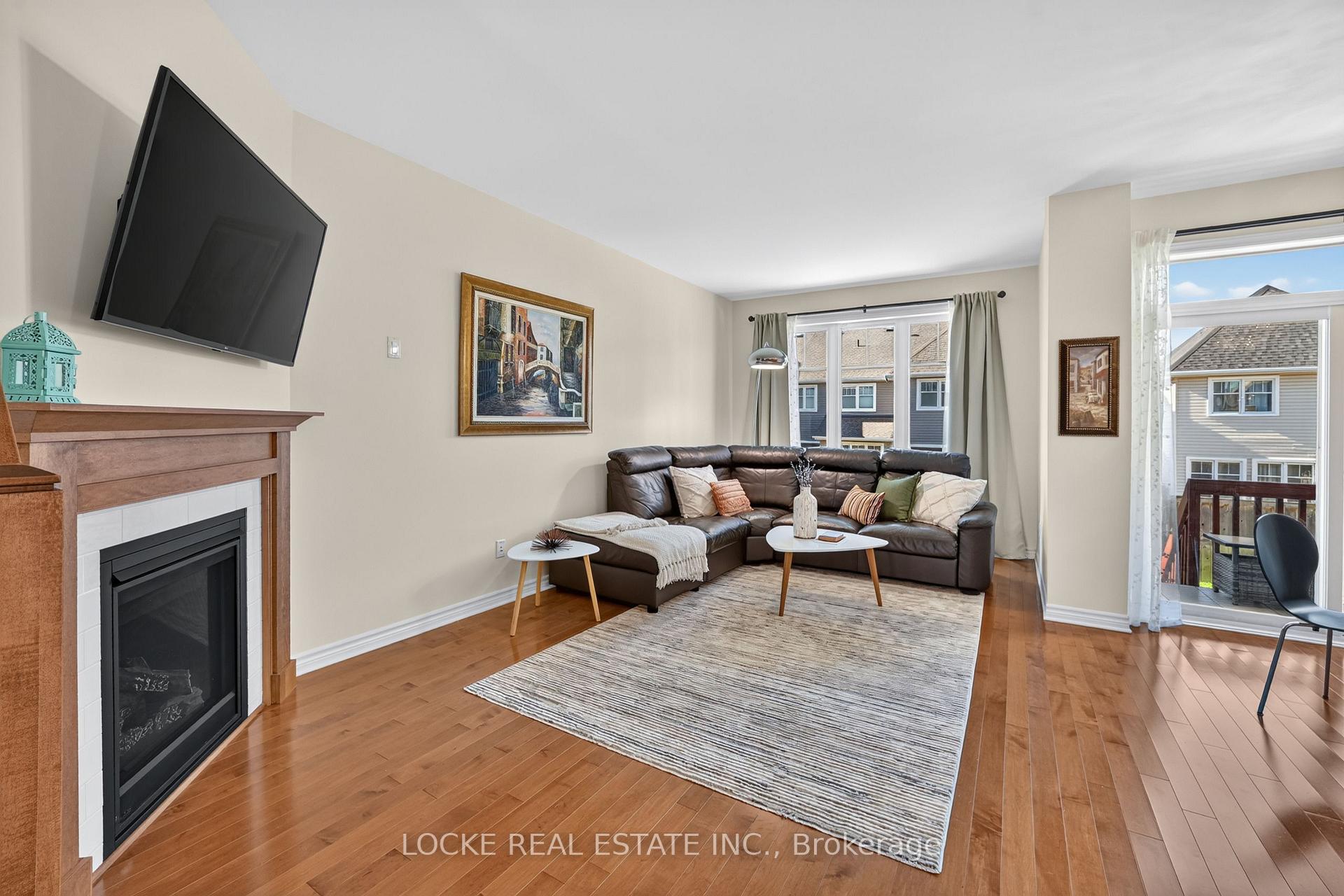 Photo 12 of 748 Cap Diamant Way, Ottawa, Camelot — HOMEH