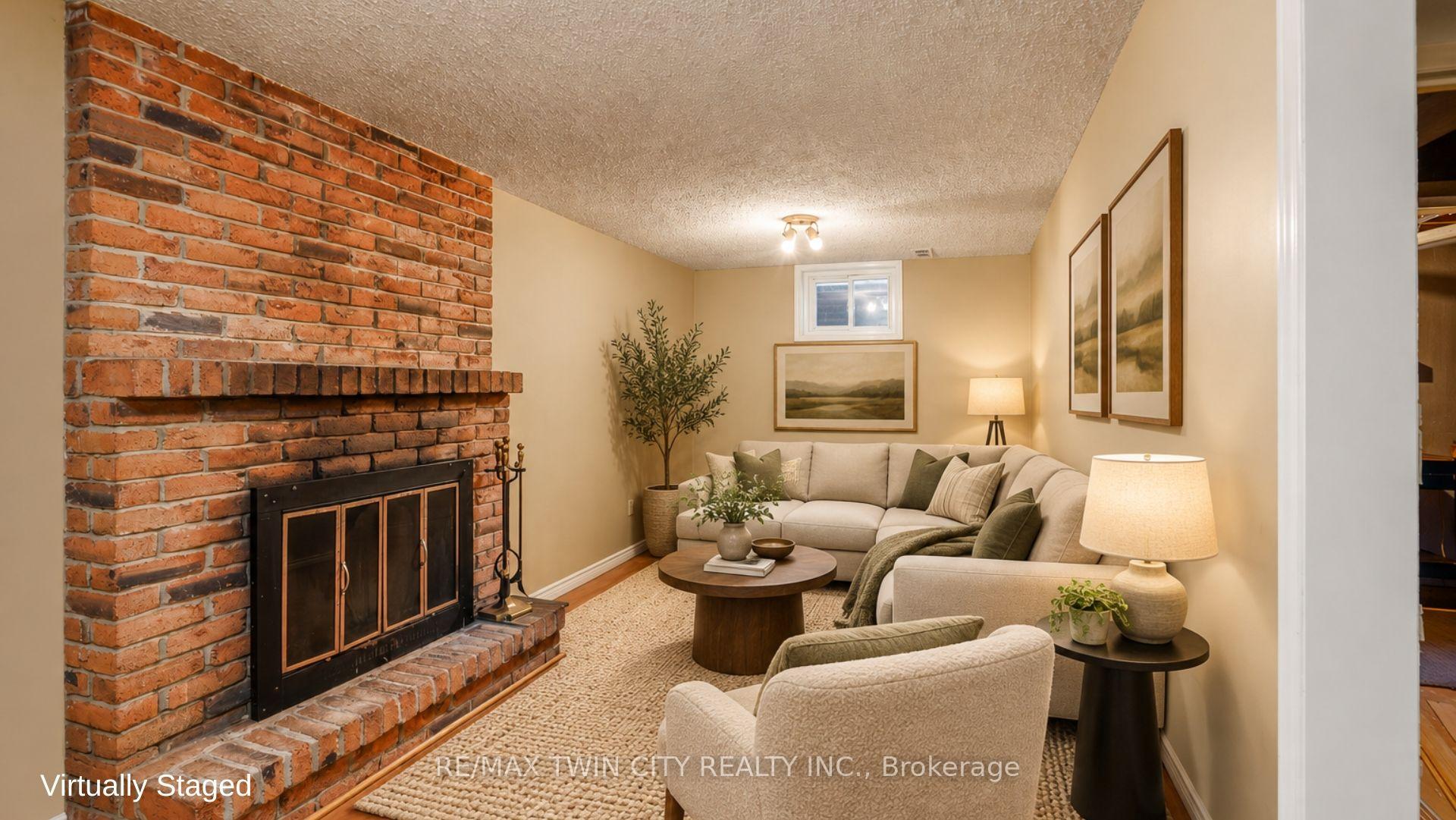 Photo 40 of 35 Ivanhoe Road, Brantford, Cedarland — HOMEH