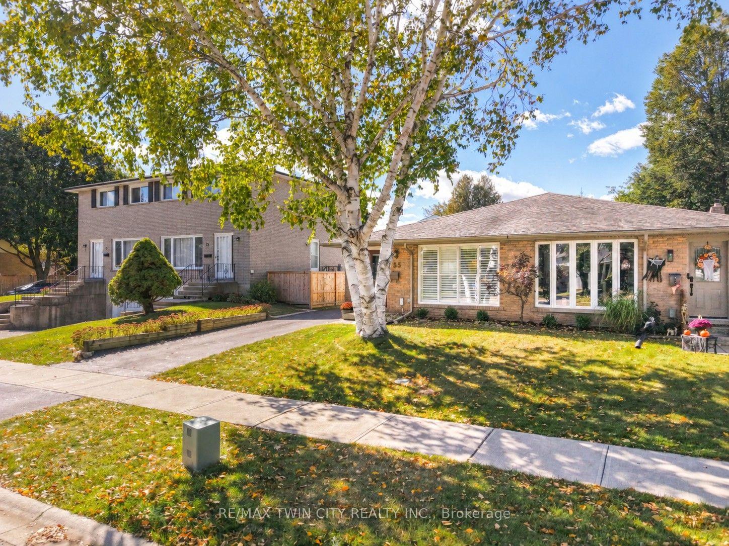 Photo 60 of 35 Ivanhoe Road, Brantford, Cedarland — HOMEH