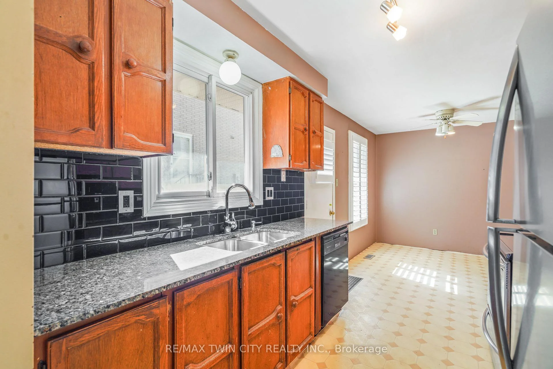 Photo 26 of 35 Ivanhoe Road, Brantford, Cedarland — HOMEH