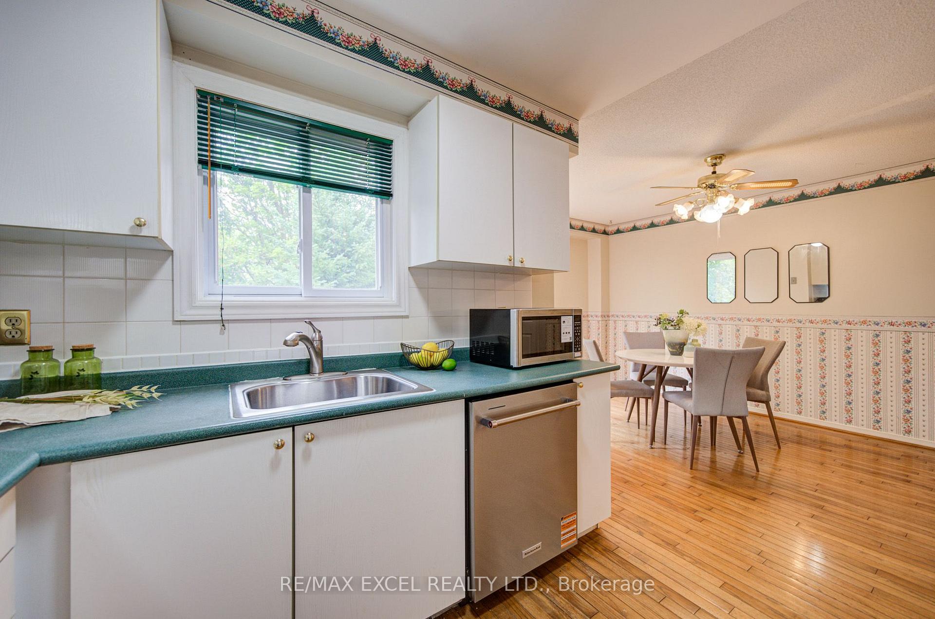 Photo 18 of 563 Tara Hill Circle, Aurora, Aurora Village — HOMEH