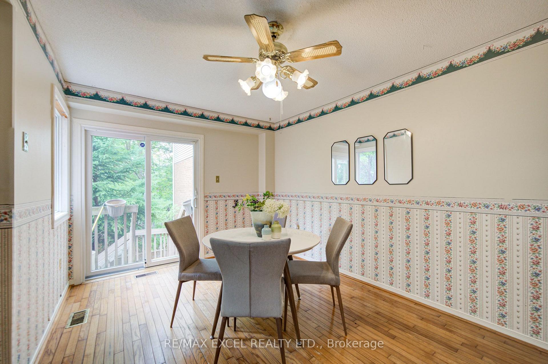 Photo 20 of 563 Tara Hill Circle, Aurora, Aurora Village — HOMEH