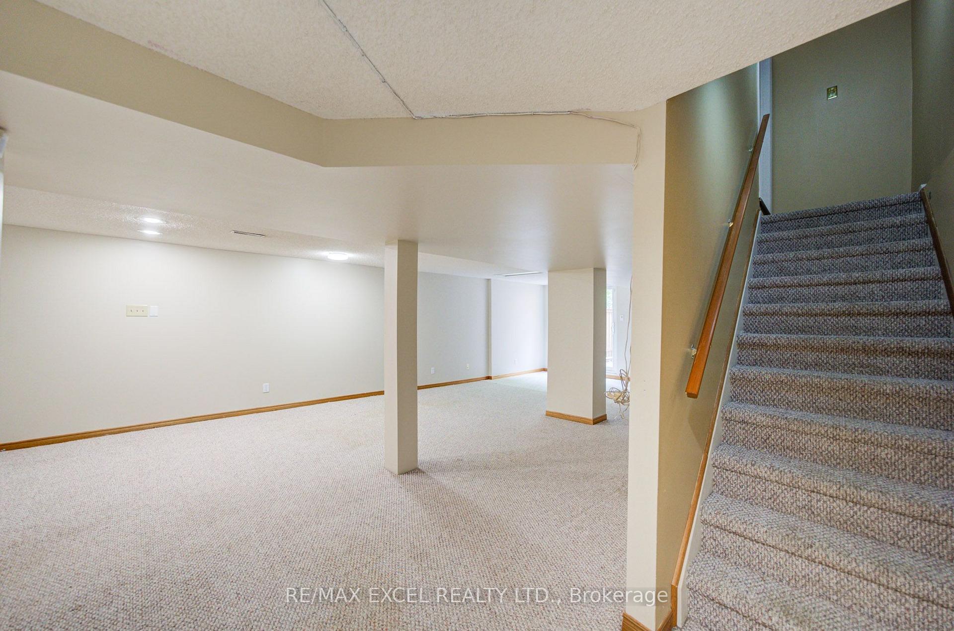 Photo 36 of 563 Tara Hill Circle, Aurora, Aurora Village — HOMEH