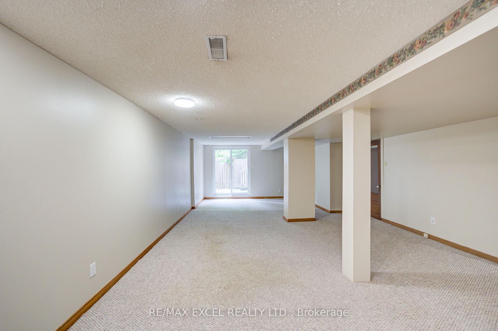 Photo 38 of 563 Tara Hill Circle, Aurora, Aurora Village — HOMEH