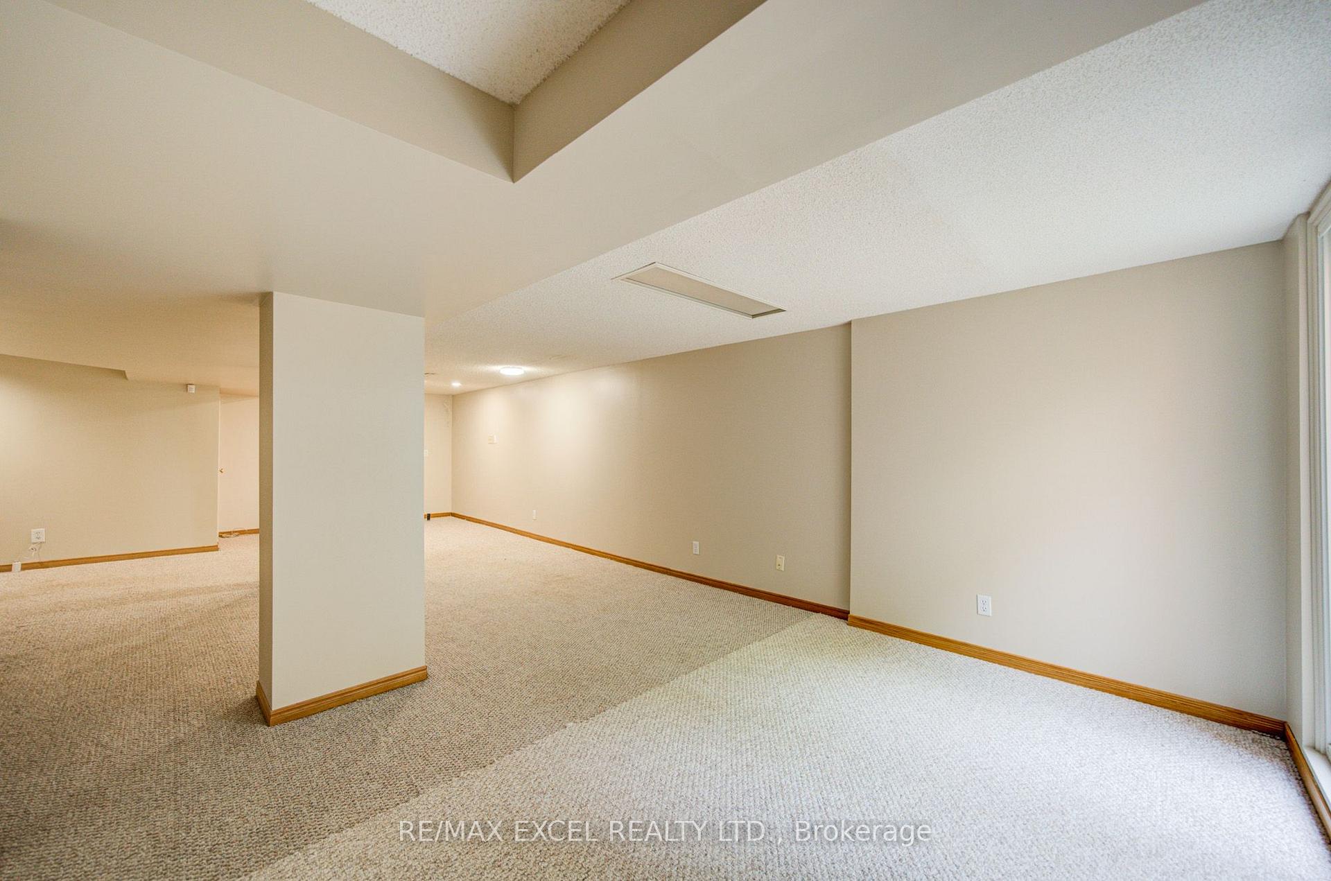 Photo 40 of 563 Tara Hill Circle, Aurora, Aurora Village — HOMEH