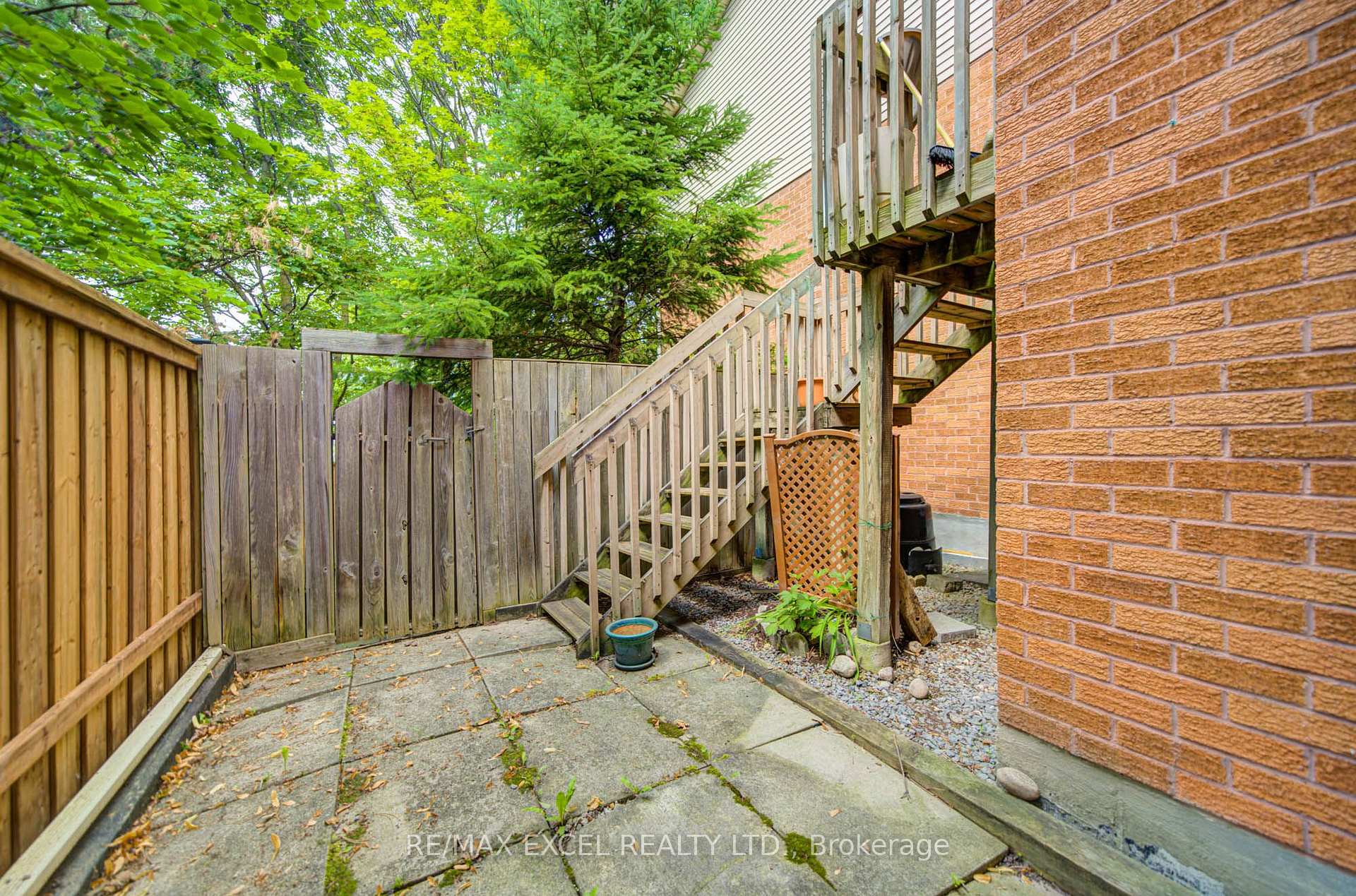Photo 45 of 563 Tara Hill Circle, Aurora, Aurora Village — HOMEH
