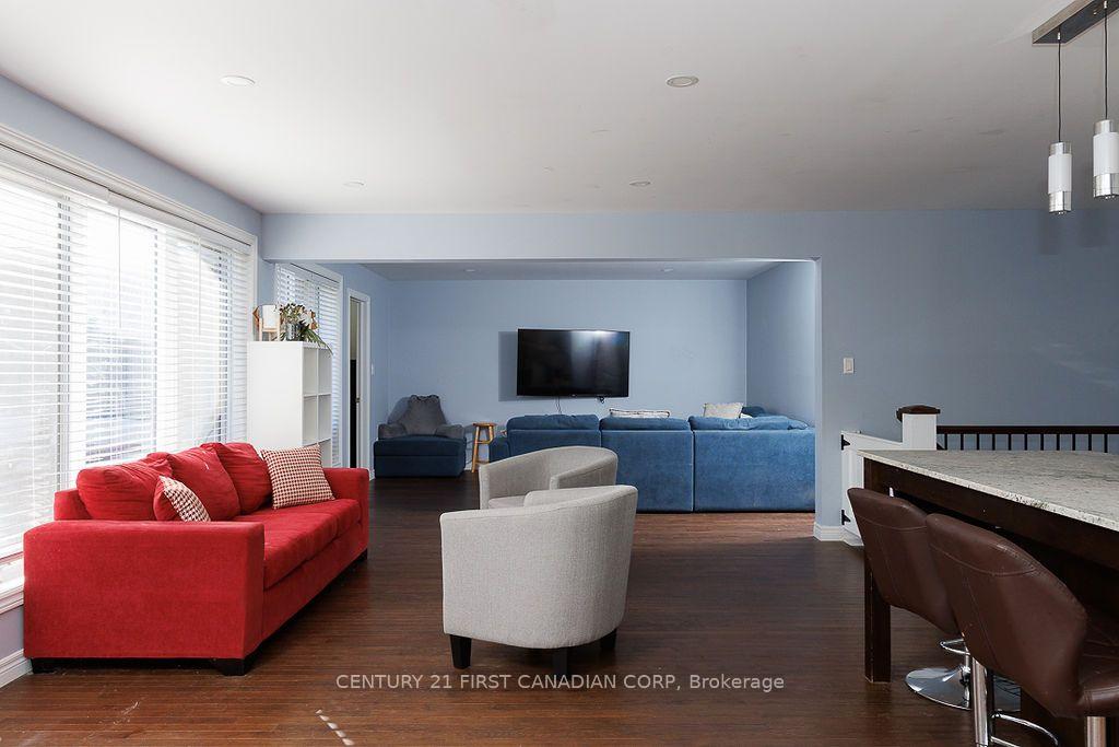 Photo 9 of 1010 Dearness Drive, London, South Y — HOMEH