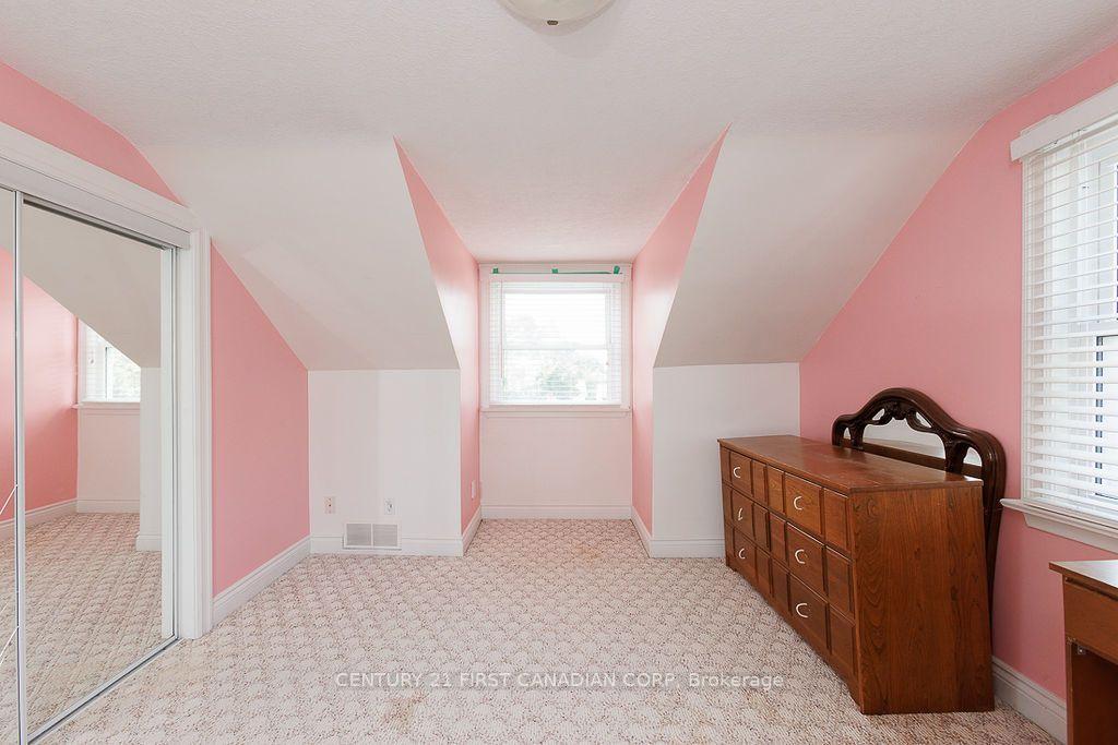 Photo 35 of 1010 Dearness Drive, London, South Y — HOMEH