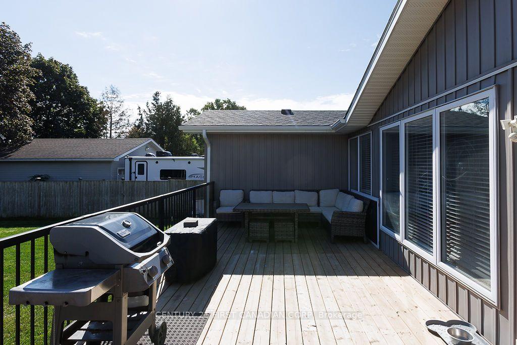 Photo 44 of 1010 Dearness Drive, London, South Y — HOMEH