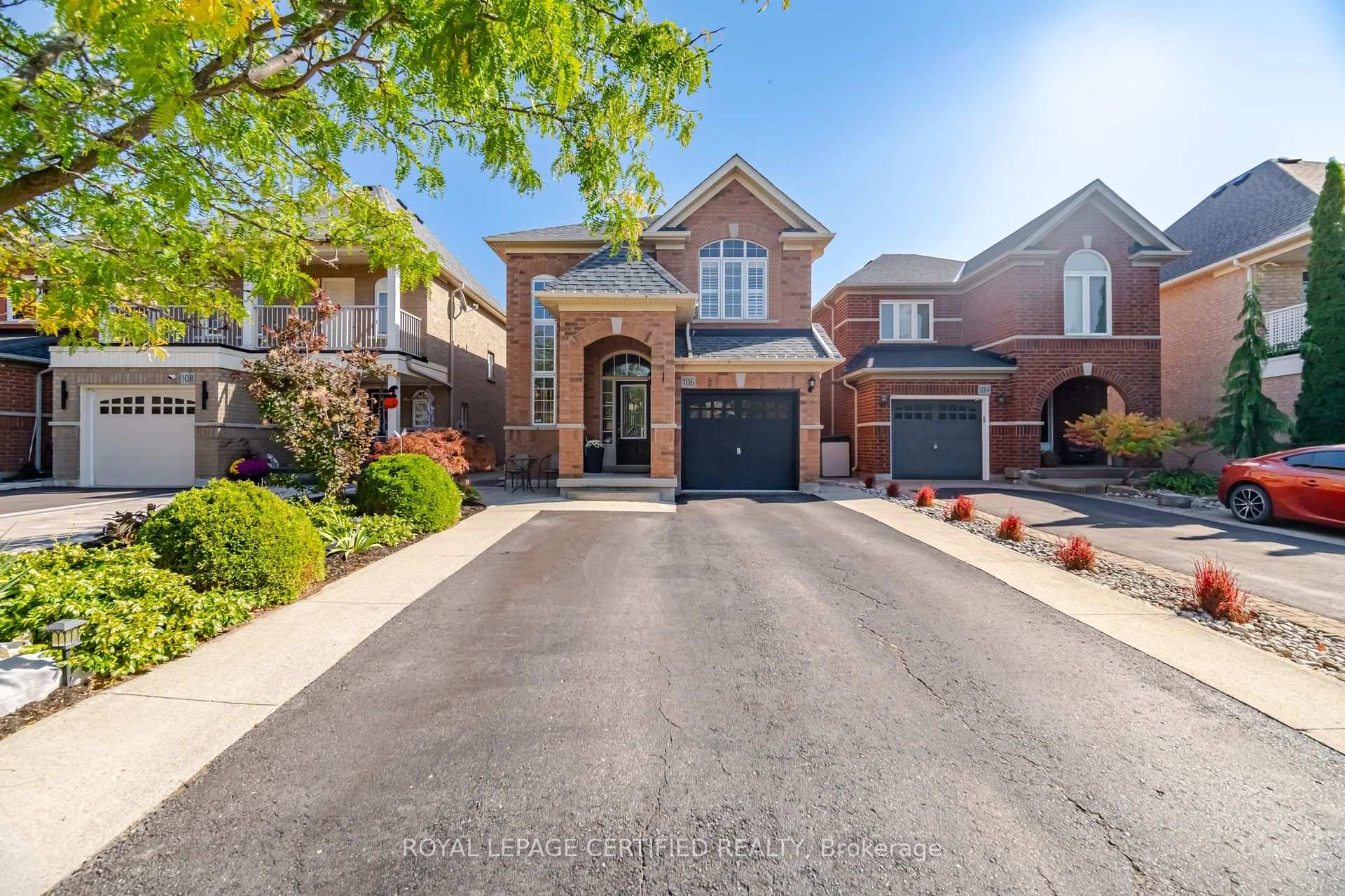 Photo 2 of 106 Ballantine Drive, Halton Hills, Georgetown — HOMEH