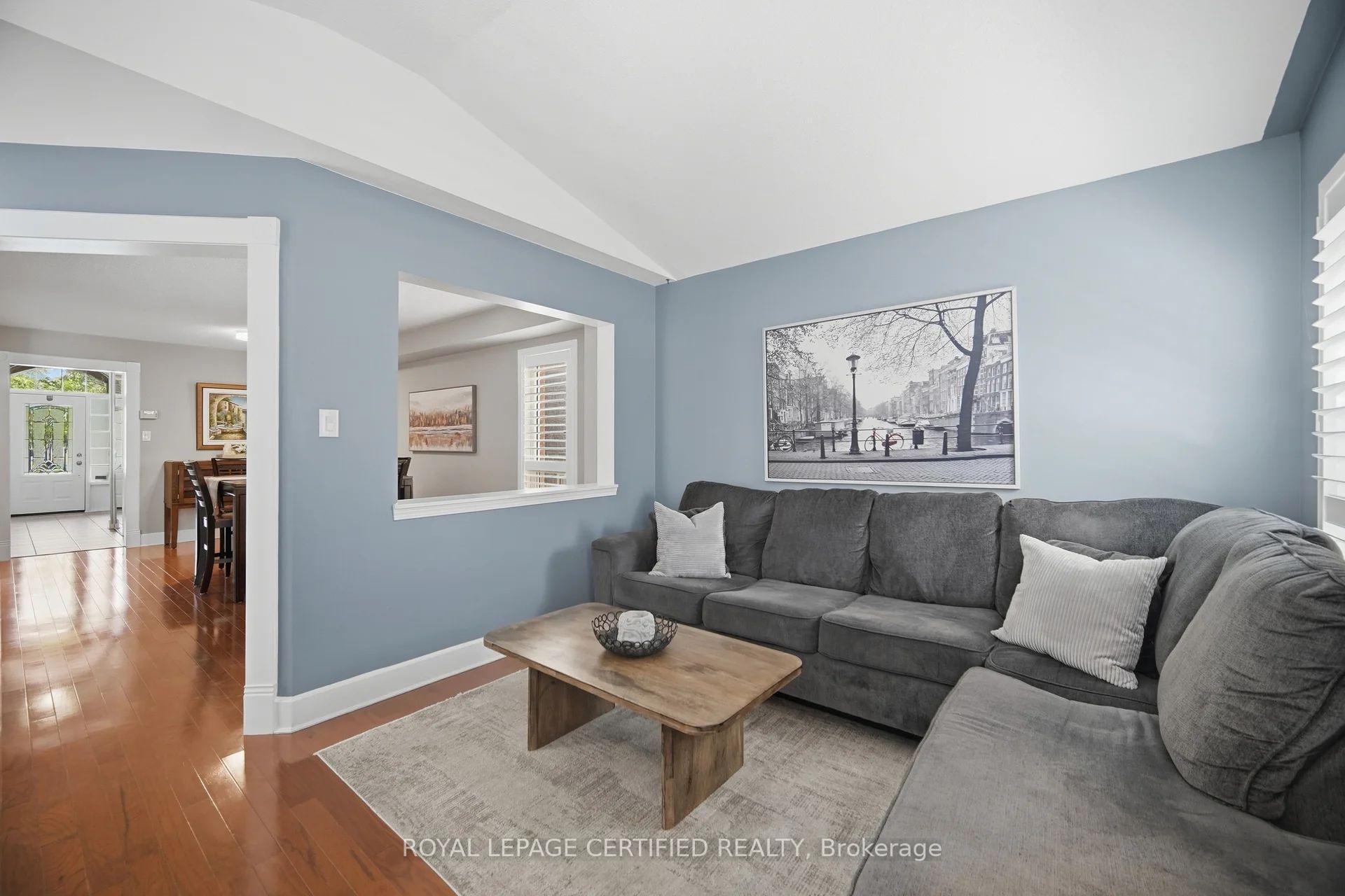 Photo 17 of 106 Ballantine Drive, Halton Hills, Georgetown — HOMEH