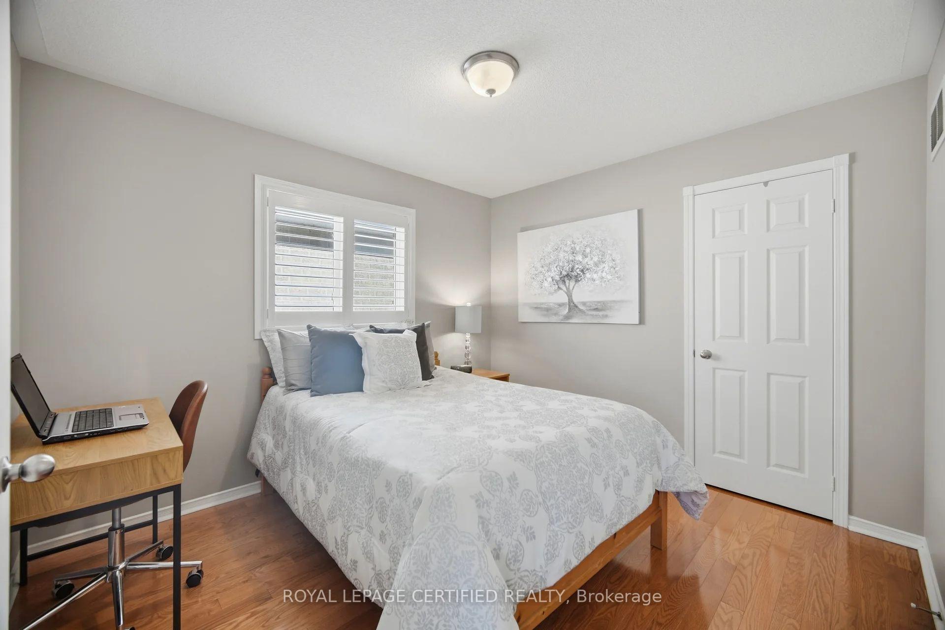 Photo 26 of 106 Ballantine Drive, Halton Hills, Georgetown — HOMEH