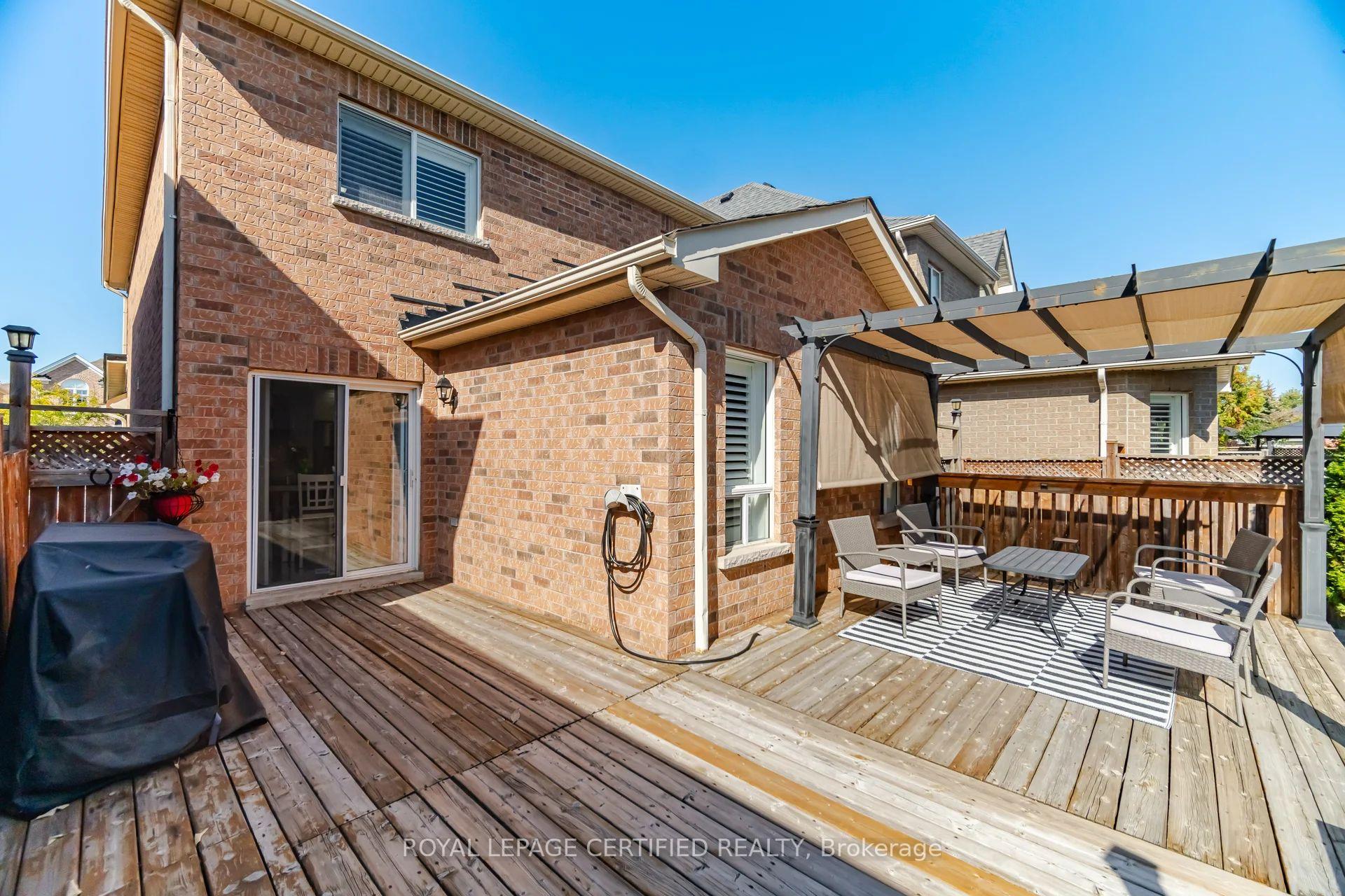 Photo 40 of 106 Ballantine Drive, Halton Hills, Georgetown — HOMEH