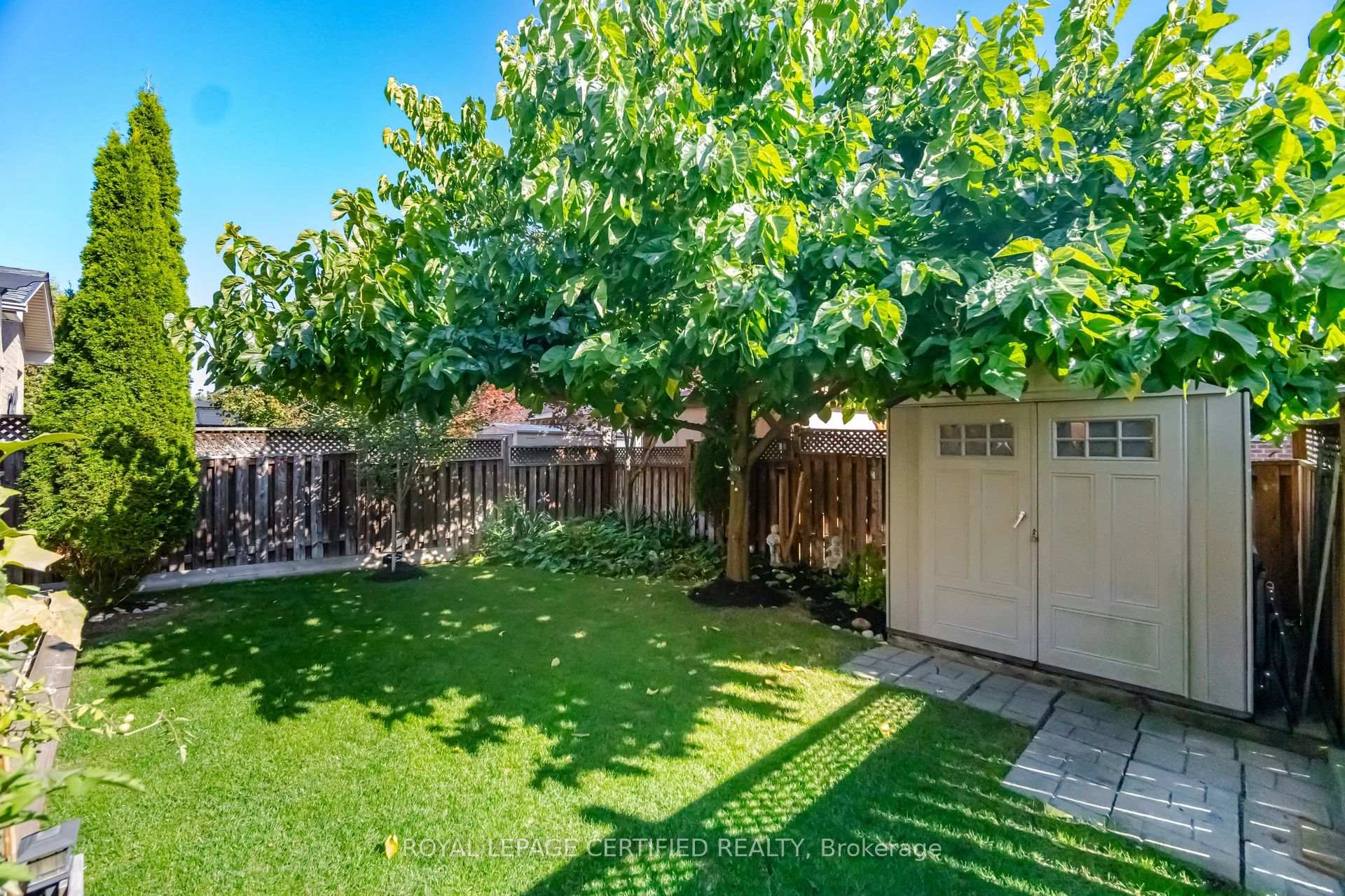 Photo 41 of 106 Ballantine Drive, Halton Hills, Georgetown — HOMEH