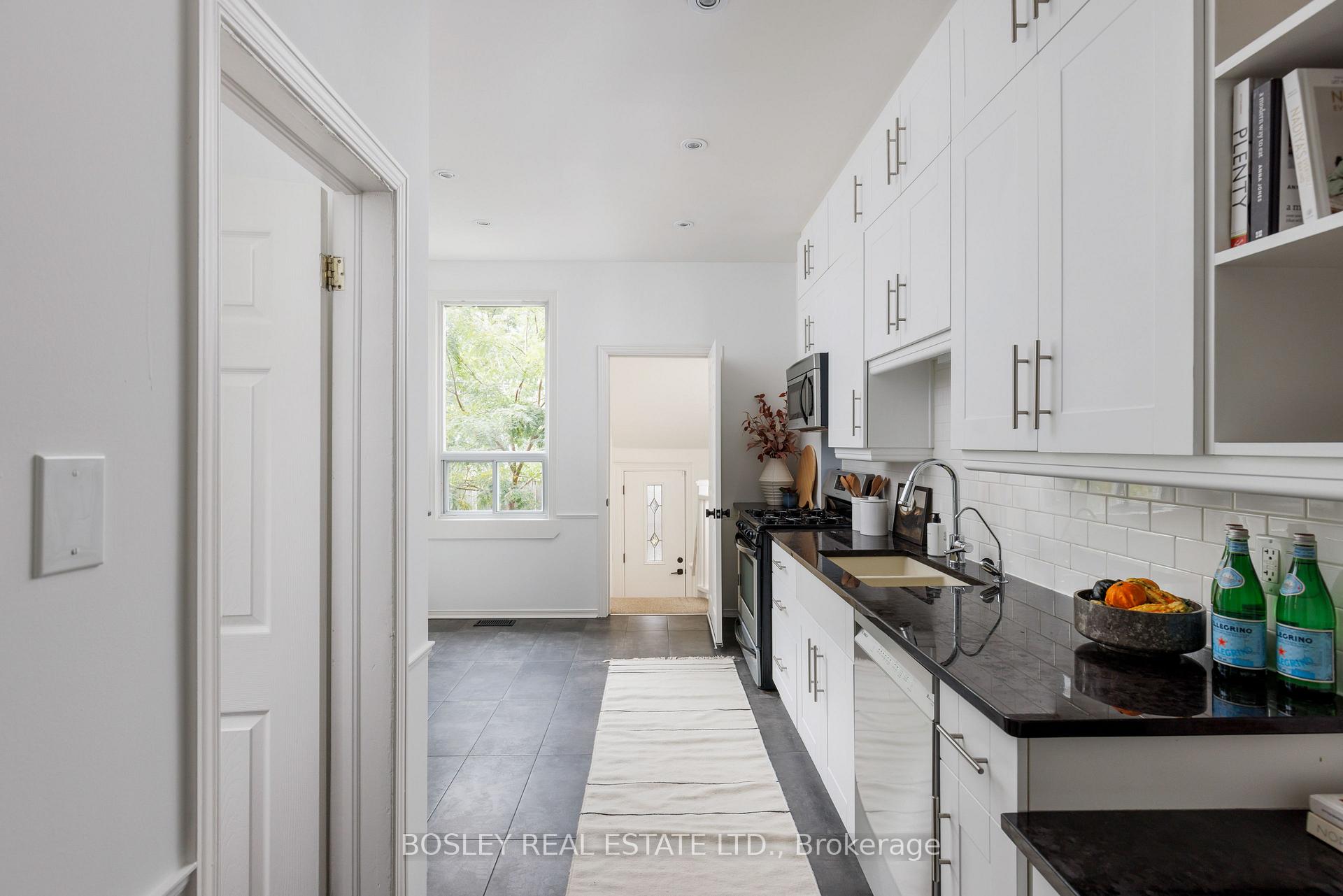 Photo 12 of 30 Caroline Avenue, Toronto, South Riverdale — HOMEH