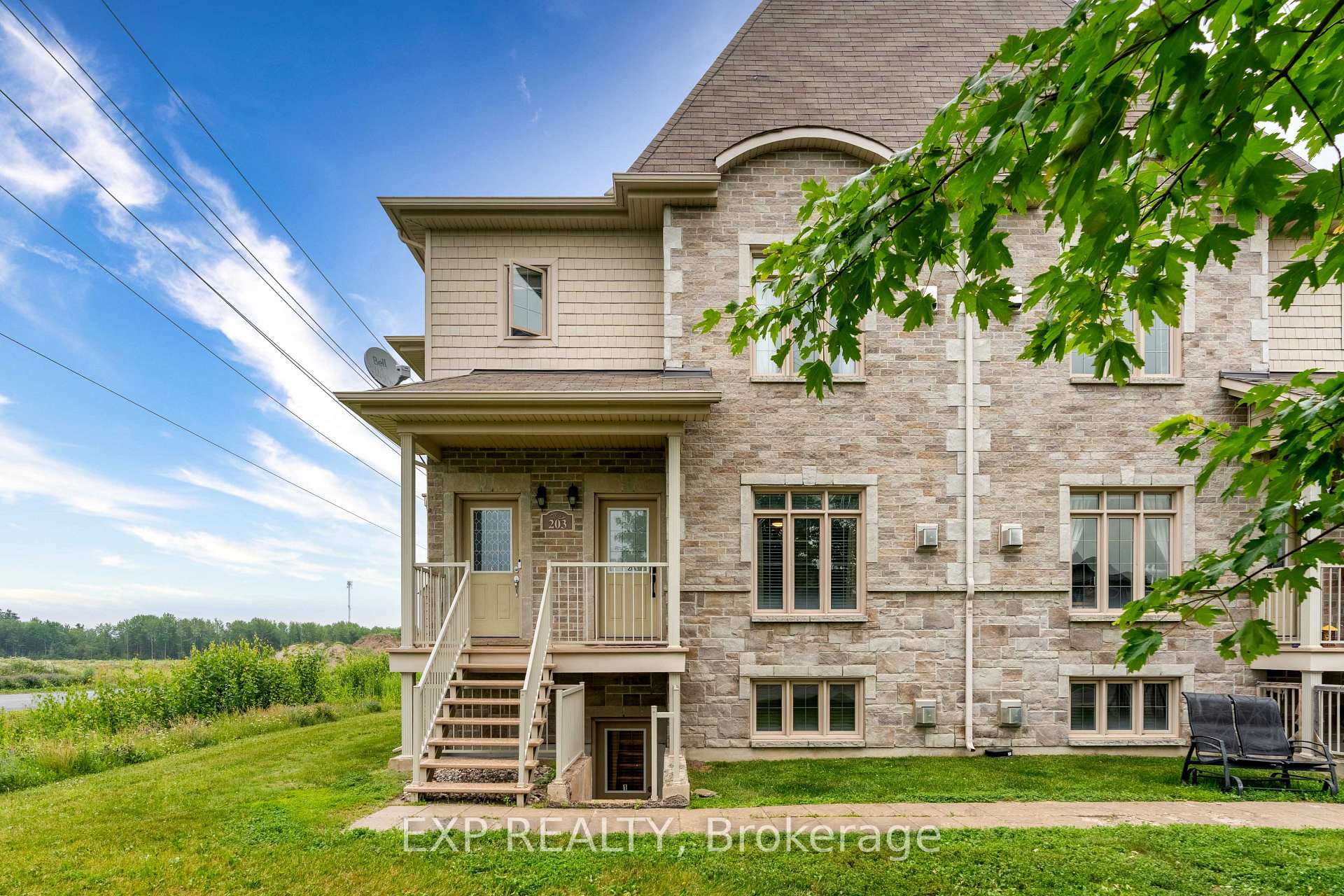 Photo of Unit 3, 203 Bourdeau Boulevard