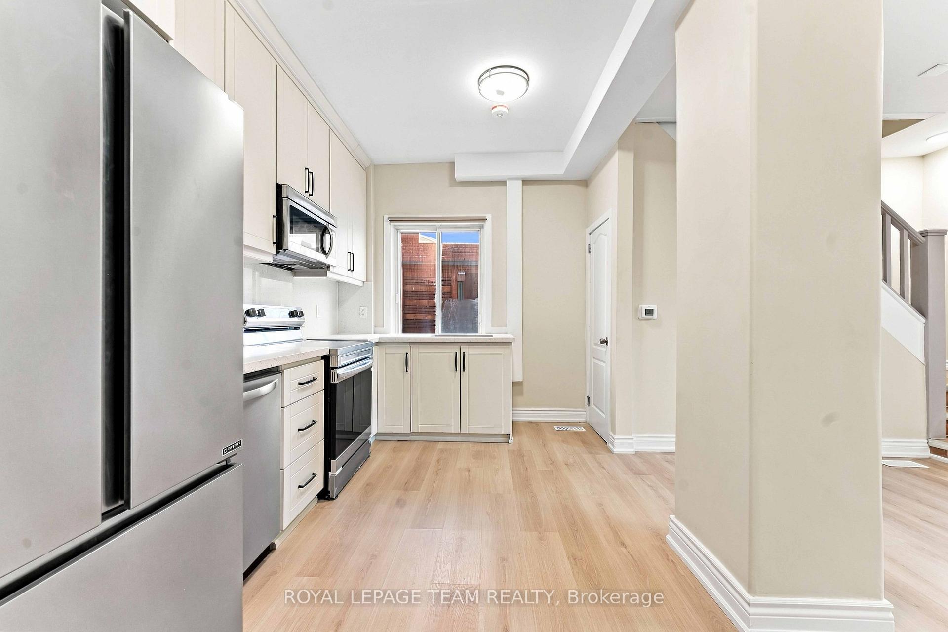 Photo 2 of Unit C, 13 Balsam Street, Ottawa, West Centre Town — HOMEH
