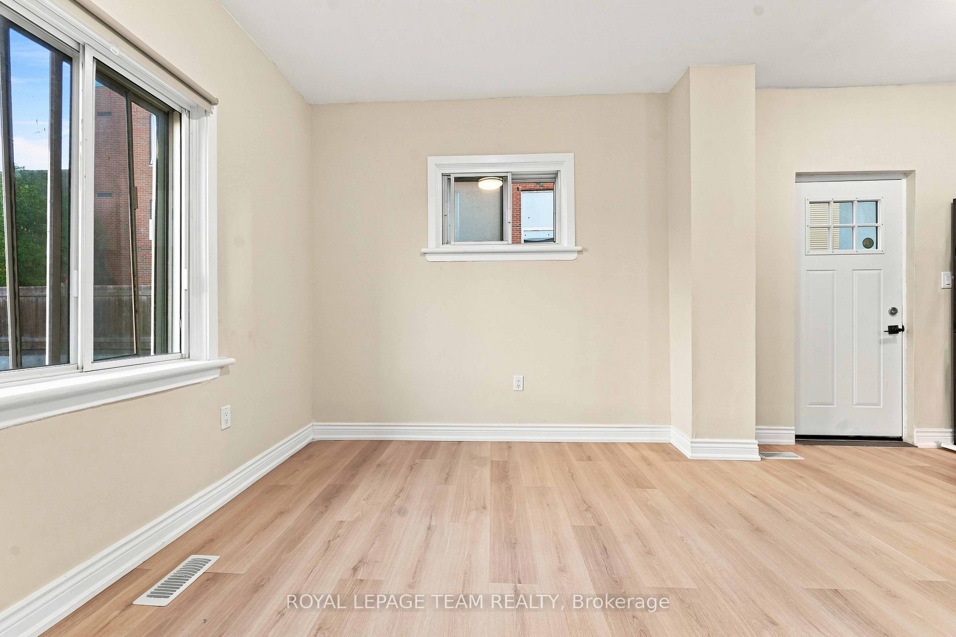 Photo 8 of Unit C, 13 Balsam Street, Ottawa, West Centre Town — HOMEH