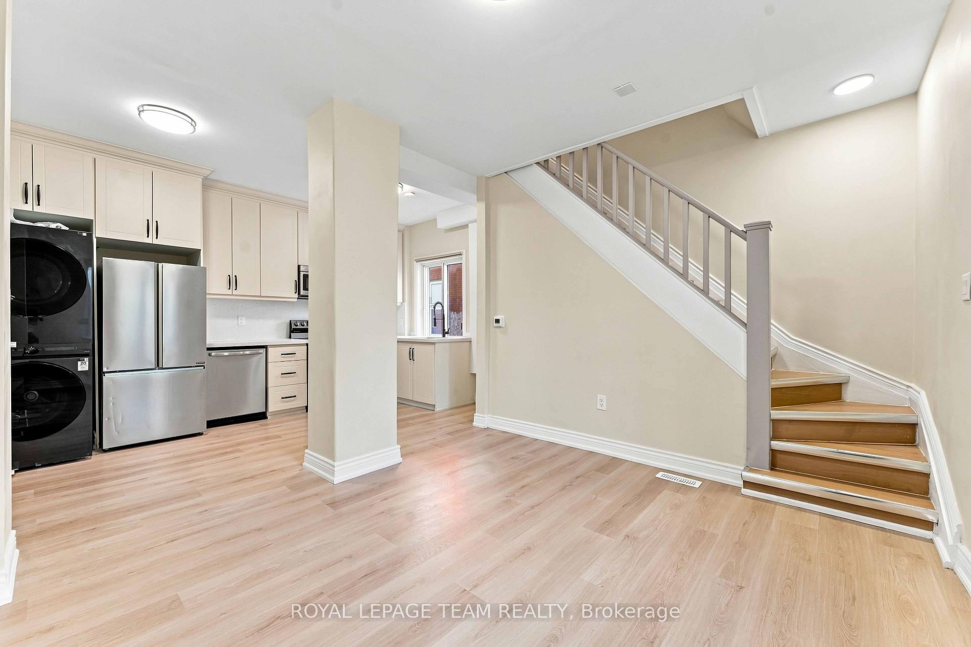 Photo 13 of Unit C, 13 Balsam Street, Ottawa, West Centre Town — HOMEH