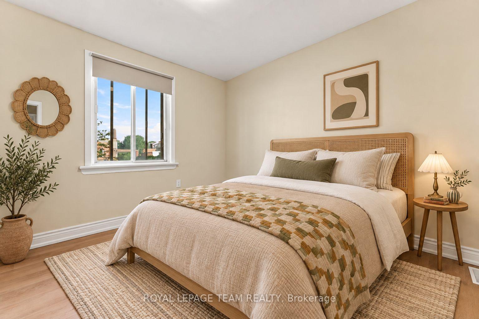 Photo 15 of Unit C, 13 Balsam Street, Ottawa, West Centre Town — HOMEH