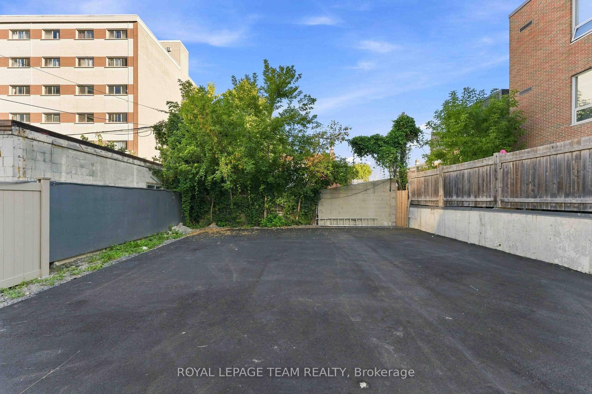 Photo 29 of Unit C, 13 Balsam Street, Ottawa, West Centre Town — HOMEH